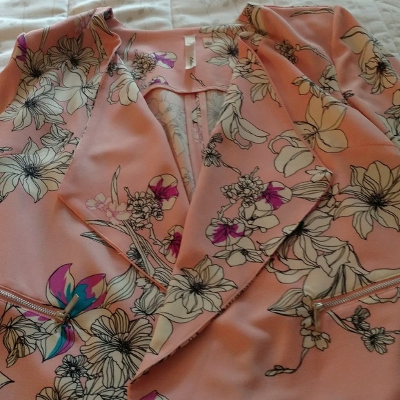 Jacket - Picture 3 of 4